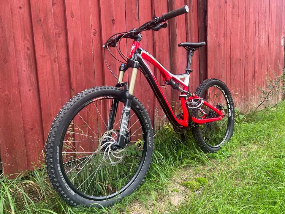 Specialized Stumpjumper FSR Comp