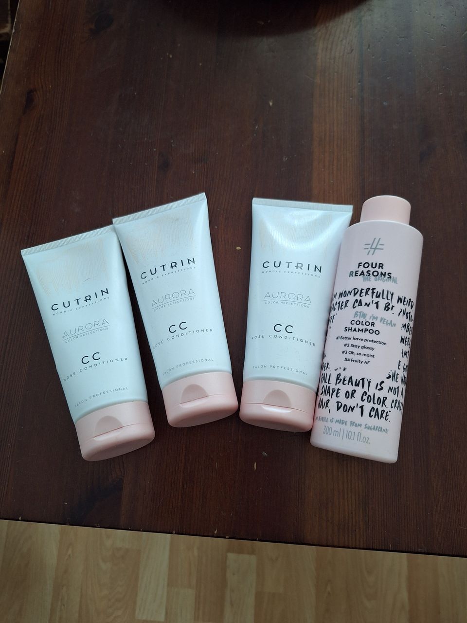 Cutrin Aurora CC rose conditioner