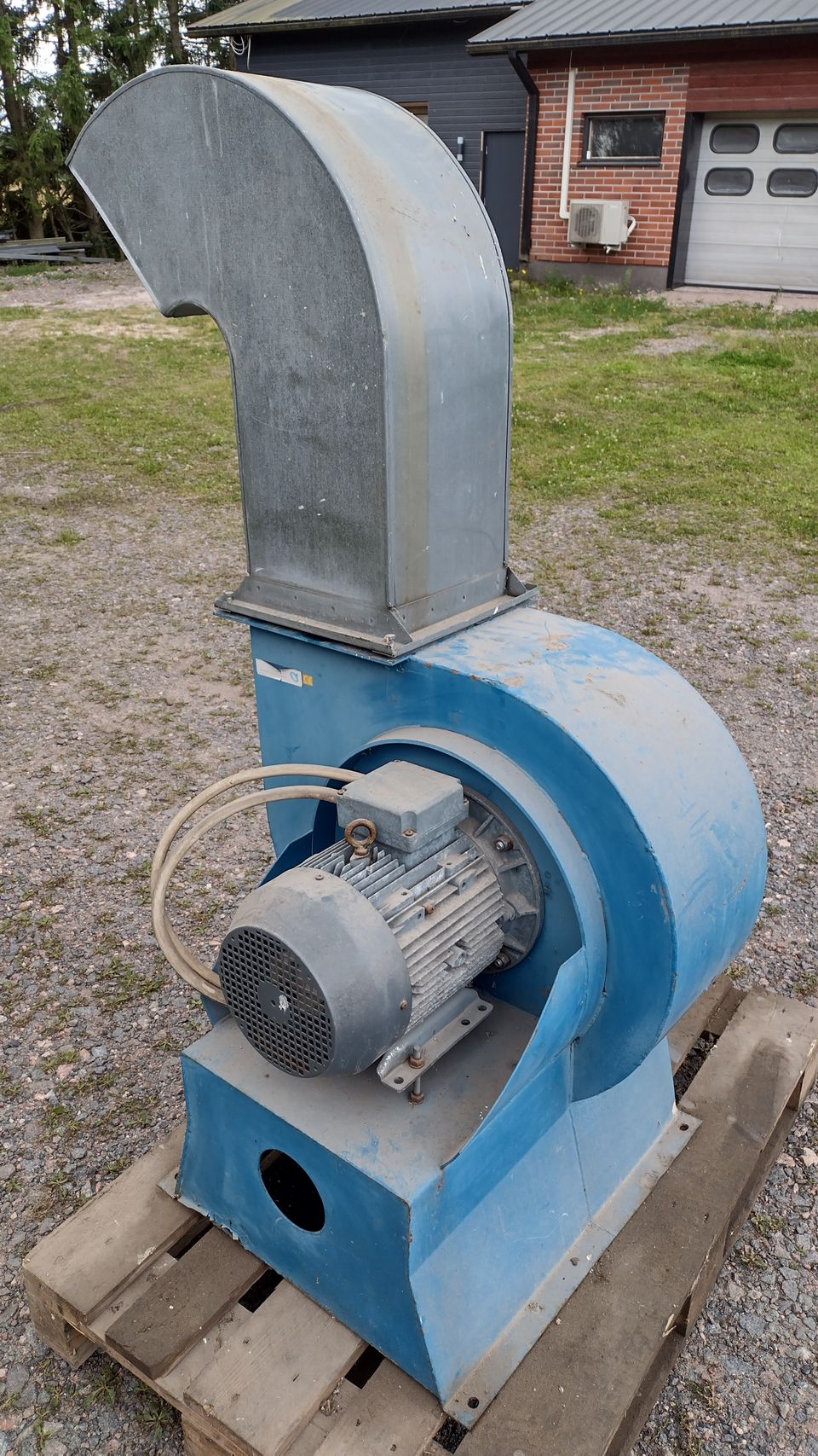 Teollisuuspuhallin 7,5kw