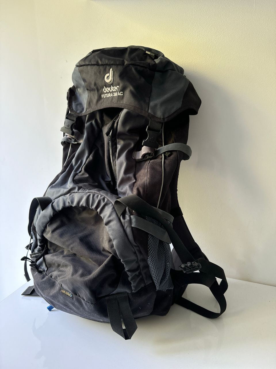 Deuter 38 AC vaellusreppu