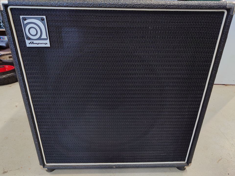 Ampeg BA-115