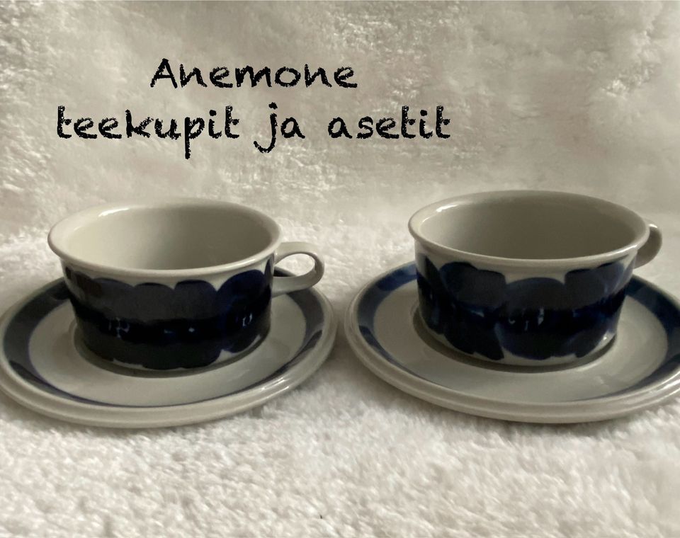 Myynnissä Anemone teekupit ja asetit