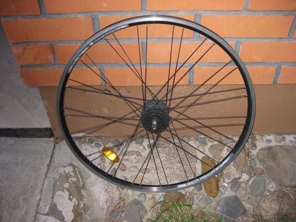 28" Napadynamo Shimano   haku / tuonti tarvittaessa