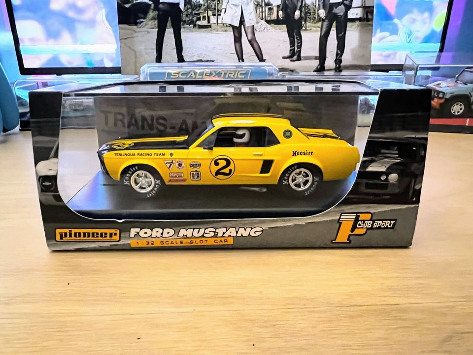 Pioneer Ford Mustang GT500 1:32 Slot Cars