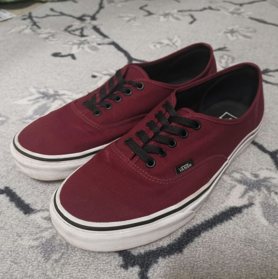 Vans tennarit 44,5