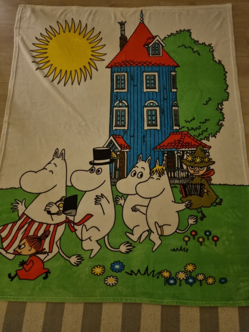 MOOMIN FLEECE PEITTO / SÄNGYNPEITE