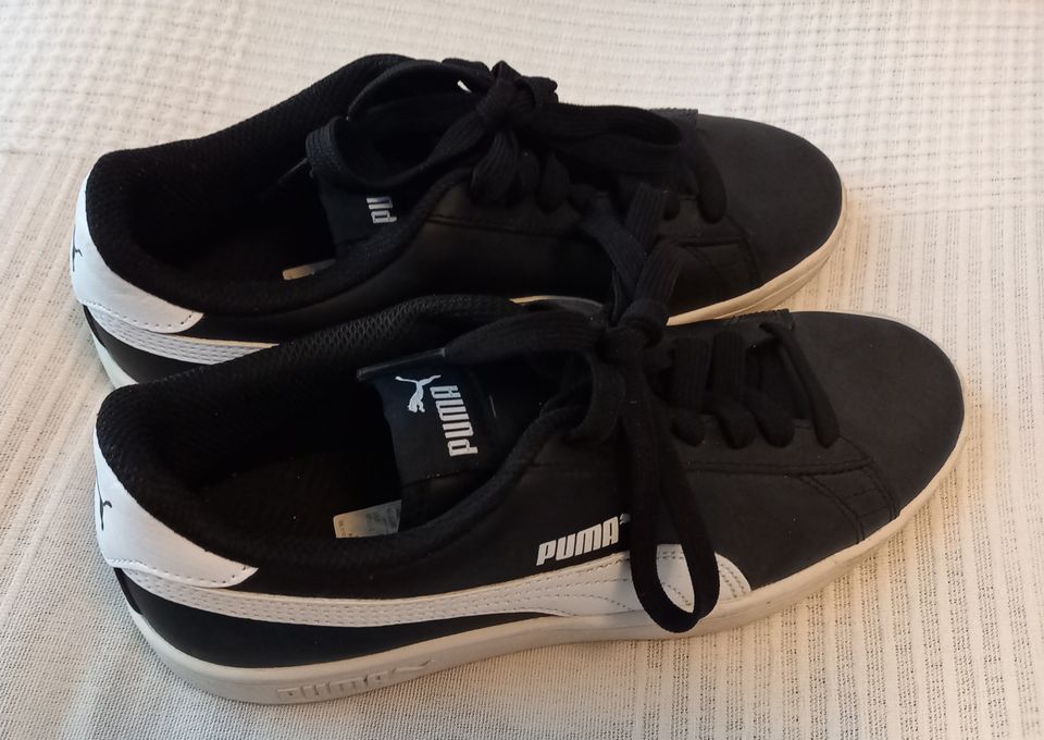 Puma tennarit koko 38