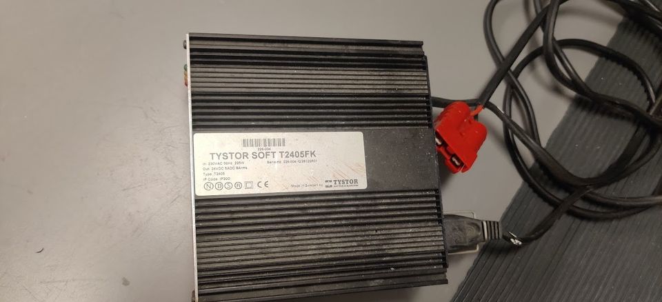 Akkulaturi Tystor Soft 24V 5A T2405FK