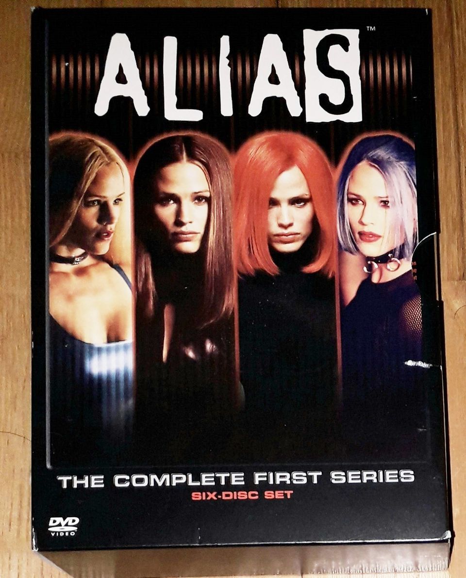 Alias kausi 1 DVD