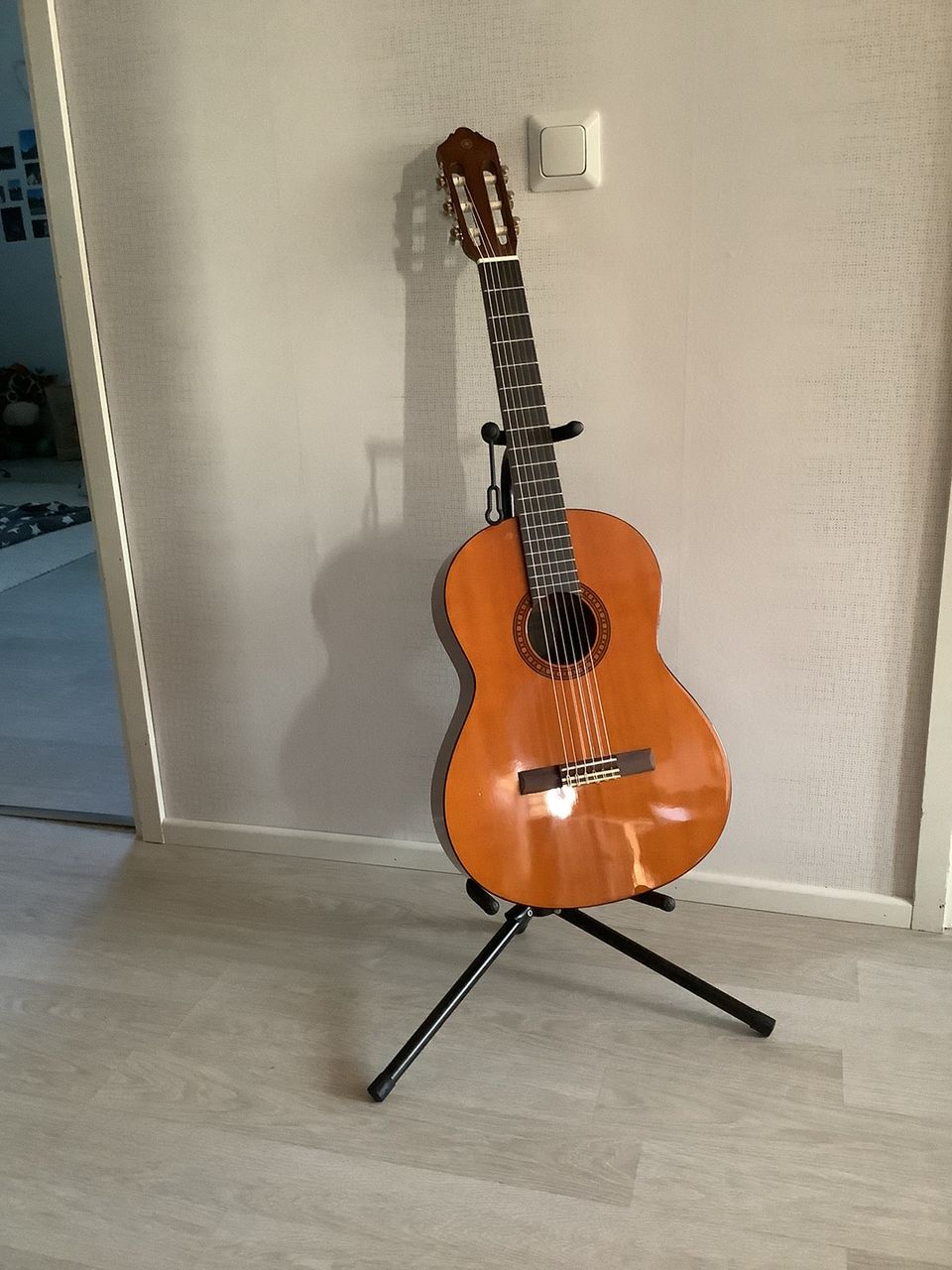 YAMAHA CS40 -kitara