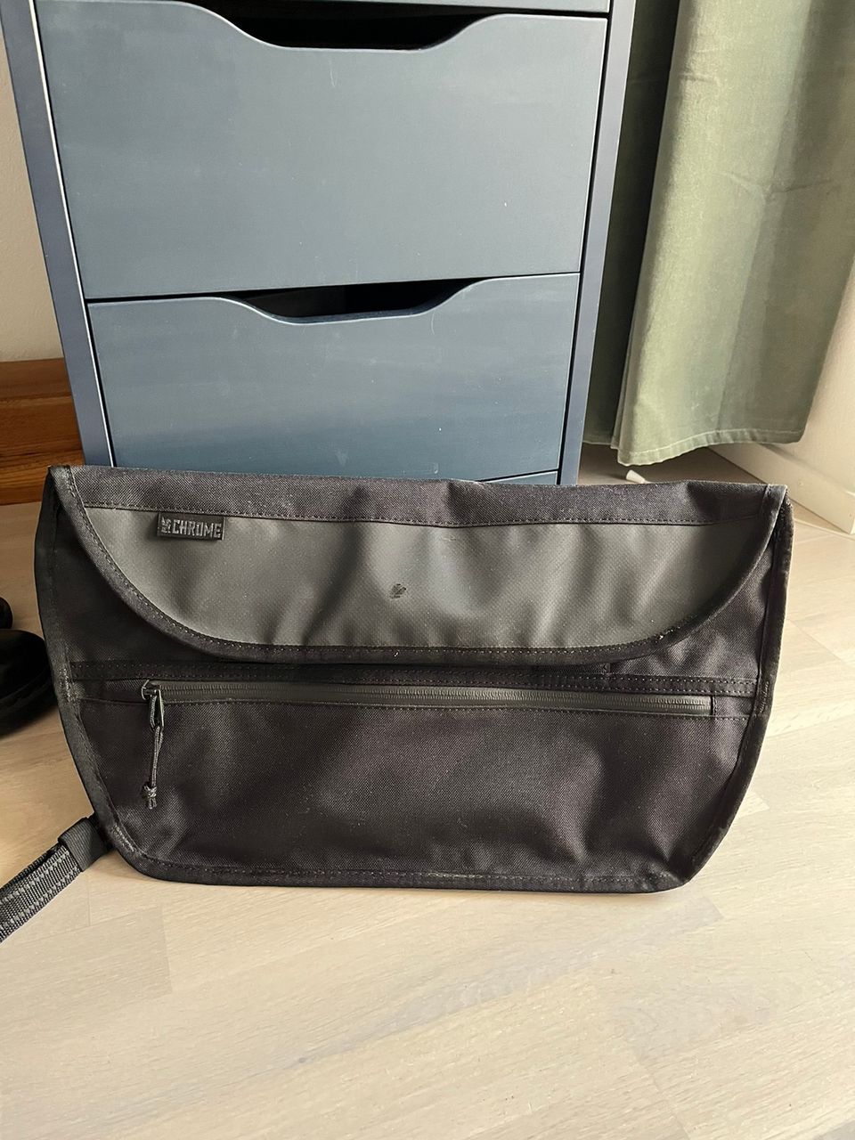 Chrome Industries Simple Messenger