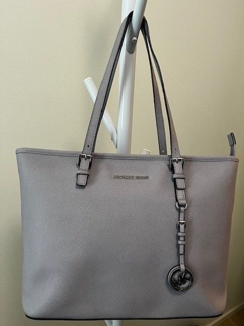 Michael Kors Jet Set Travel Tote-laukku, vaalea lila