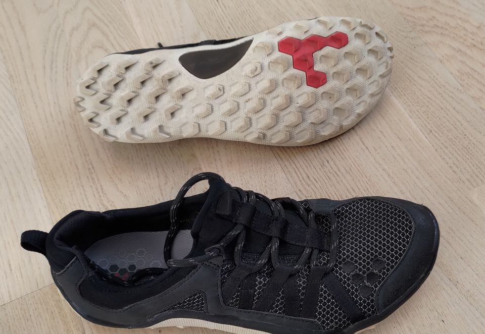 Vivobarefoot koko 41