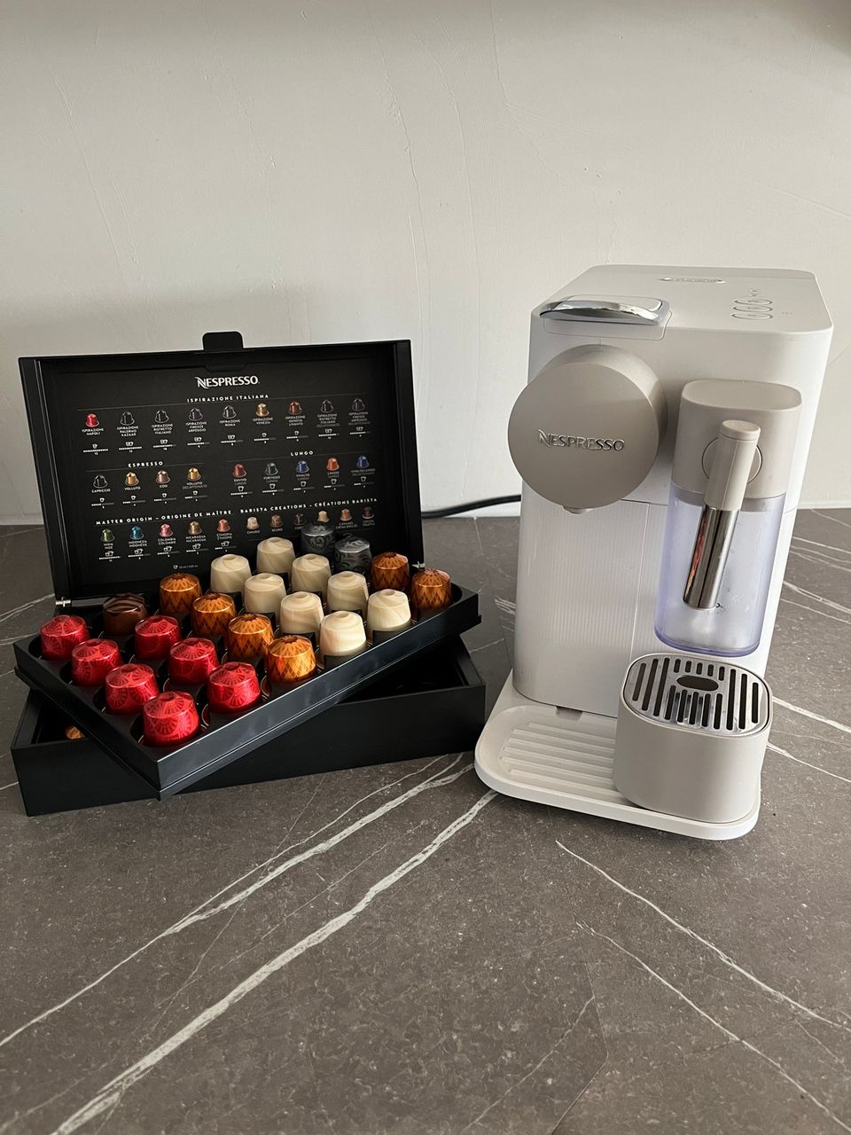 Nespresso Latissima One -kahvikone