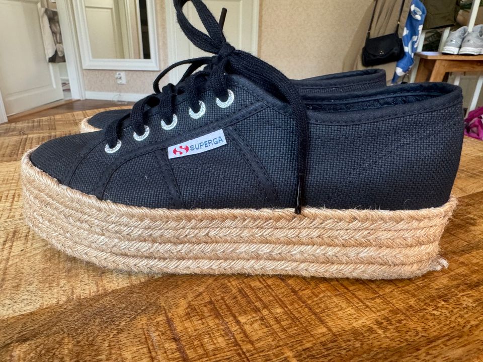 Superga kengät