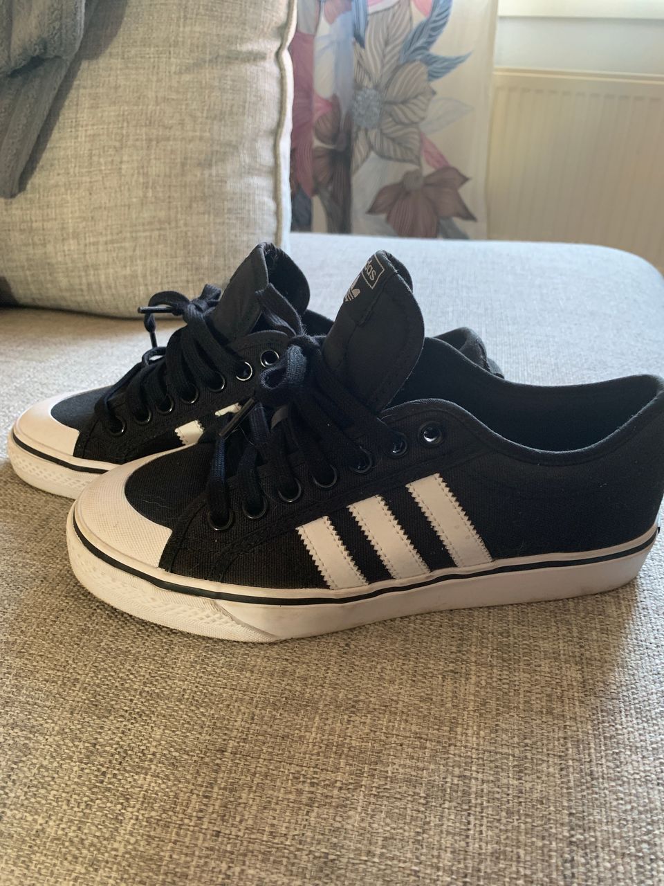 Adidas tennarit koko 40 2/3