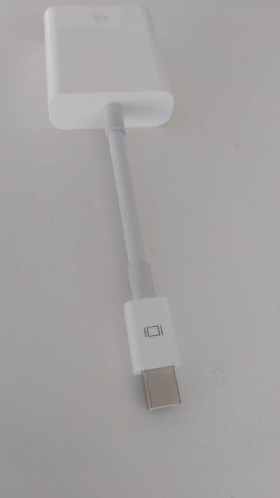 Apple MiniDisplayPort to VGA adapteri