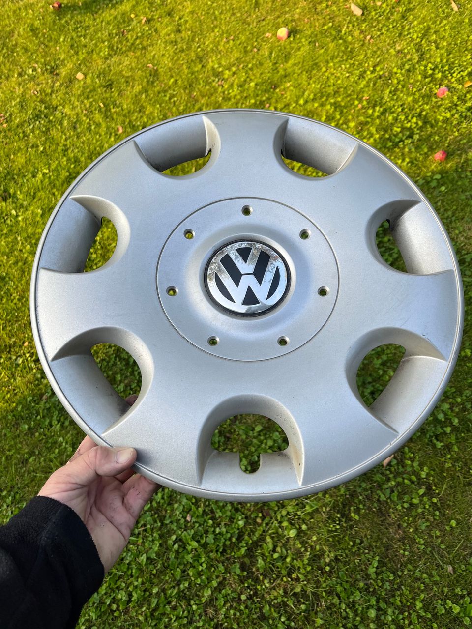 Volkswagenin pölykapseli, 3 kpl, 16"