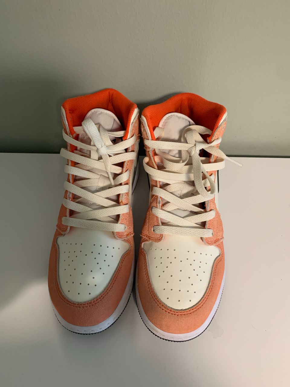 Jordan Air 1 mid koko 39