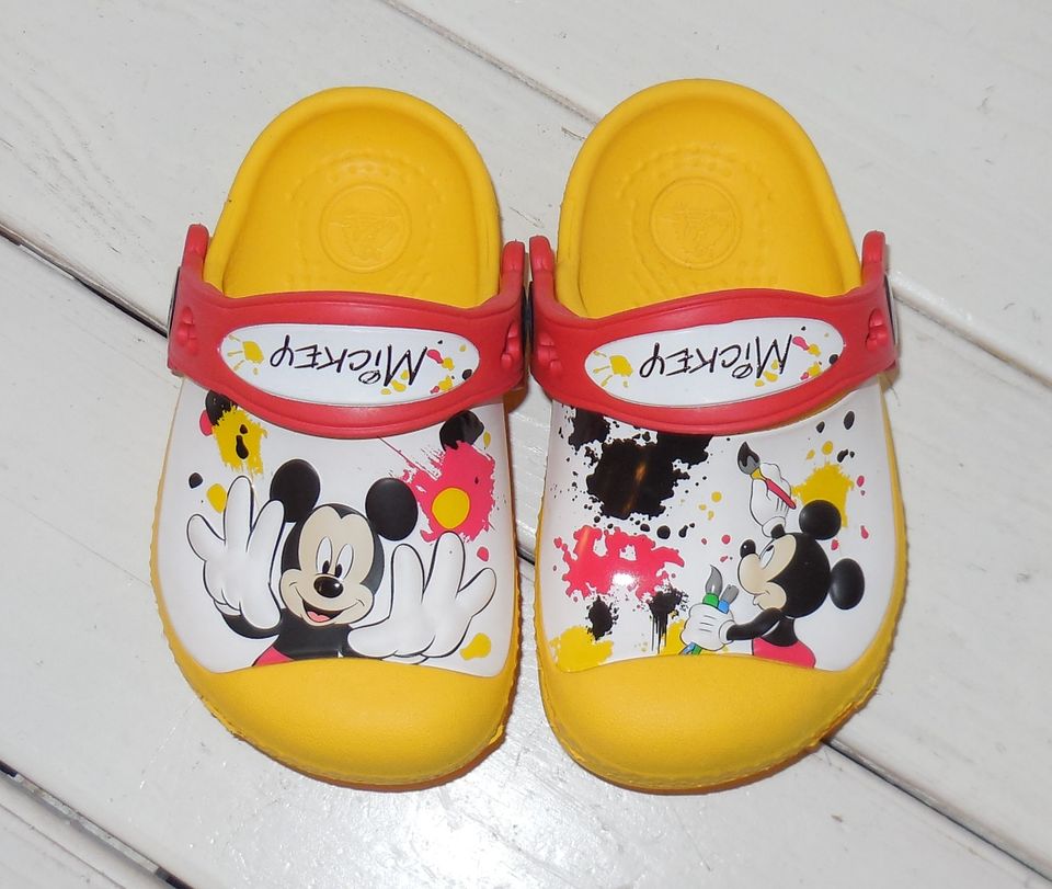 Crocs Disney Mickey Mouse C4/5 (19-21) /