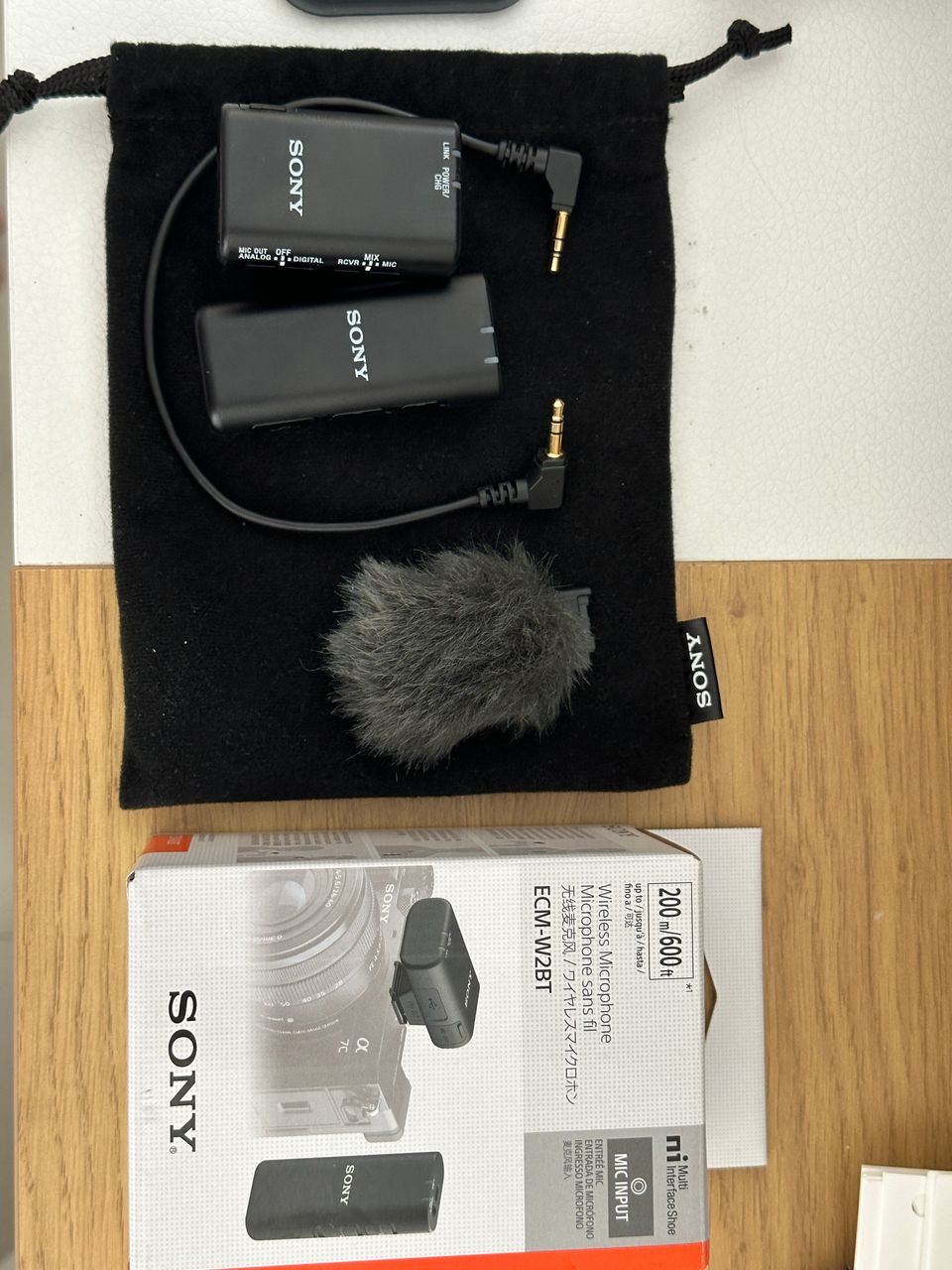 Sony ECM-W2BT Wireless Microphone with Bluetooth Connection - Black