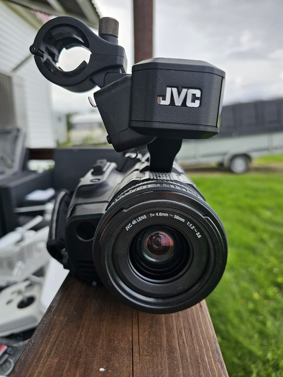 JVC GY-HM250E