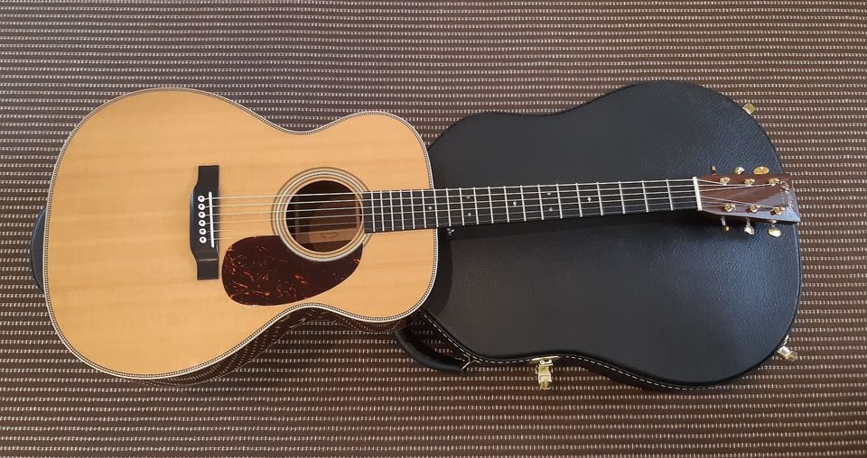 Martin 000-28 Modern Deluxe kitara