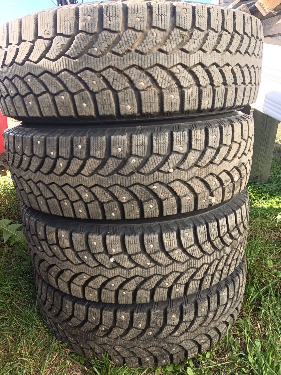 Nastarenkaat 175/70R14