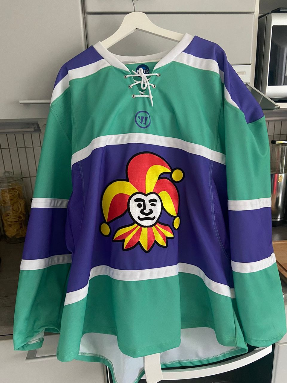 Jokerit premium retropaita