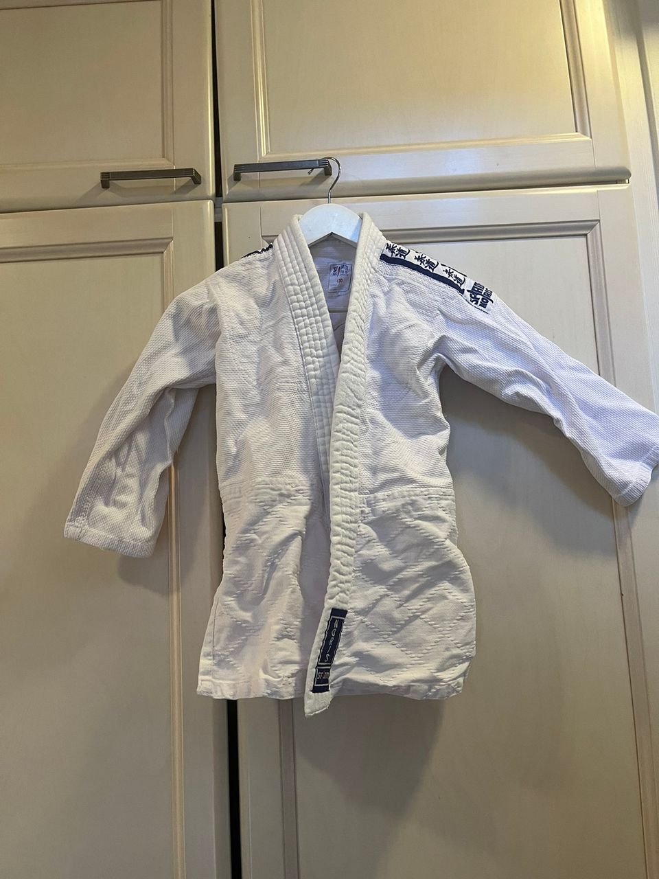 130cm judopuku ja vyö