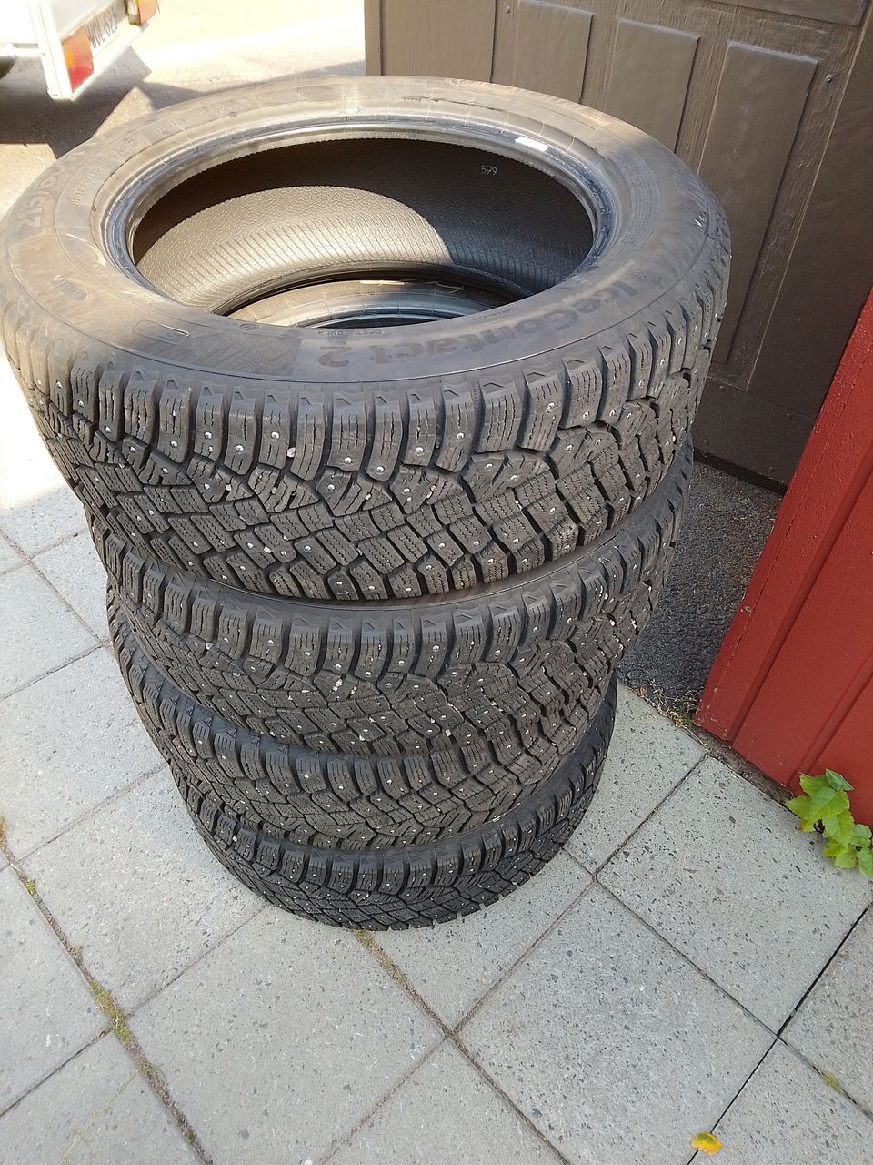 Continental nastarenkaat 215/60 R17