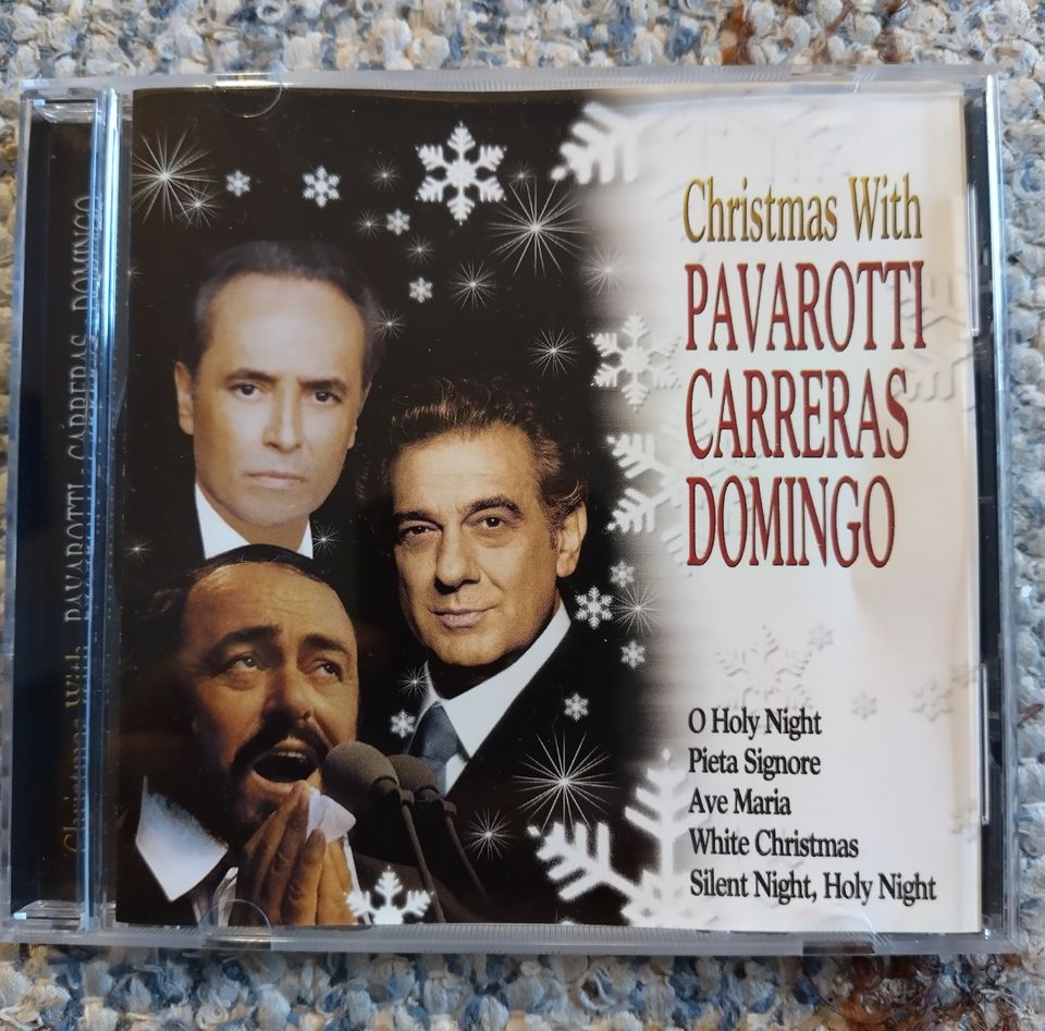 Christmas with Pavarotti, Carreras, Domingo