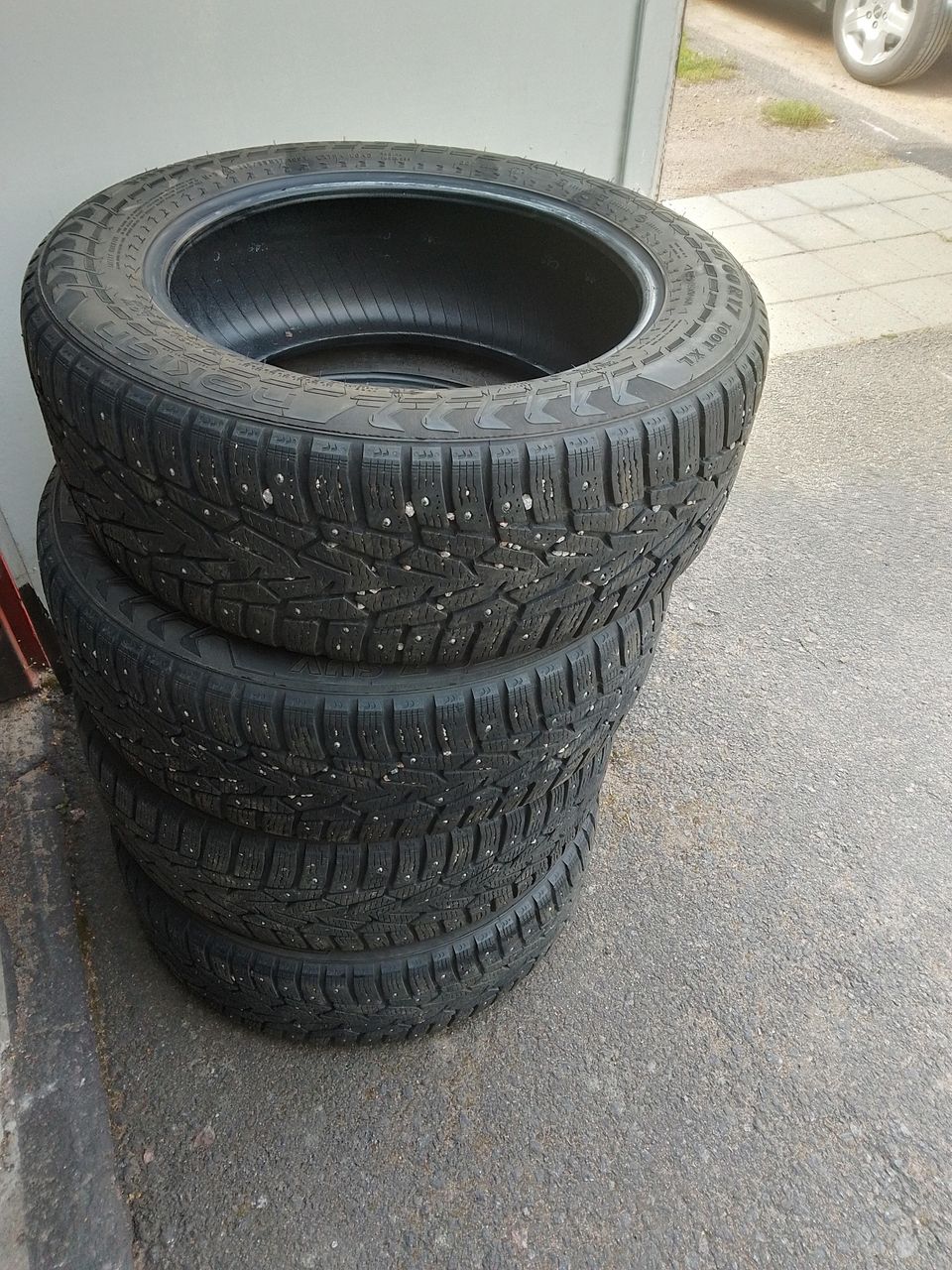 Nokian nastarenkaat 7 SUV 215/60 R17