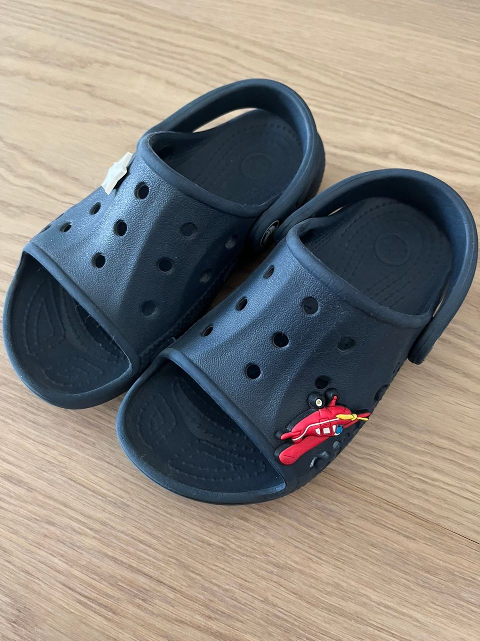 Crocs 27/28