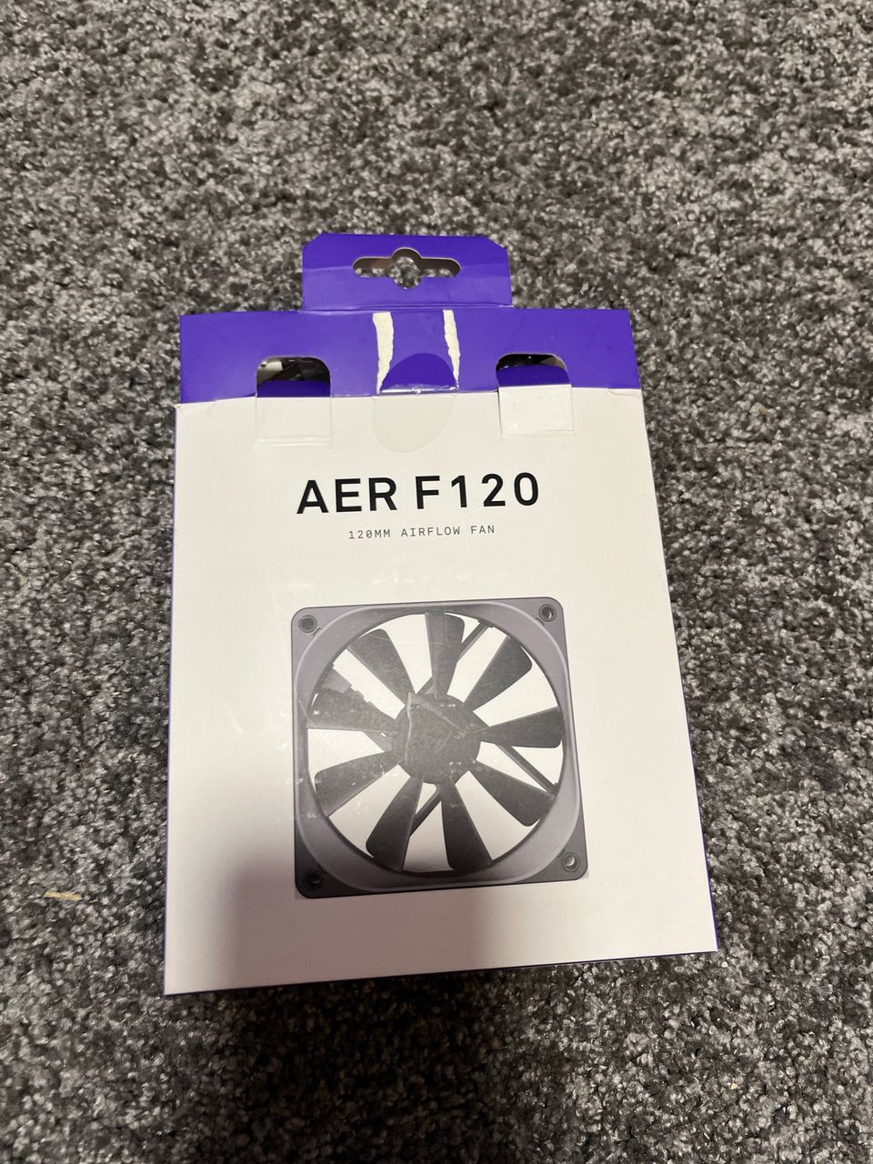 Käyttämätön NZXT AER F120 tuuletin