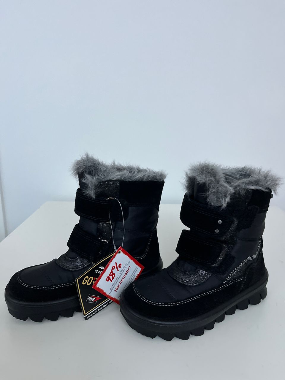 Uudet talvikengät superfit gore-tex 26