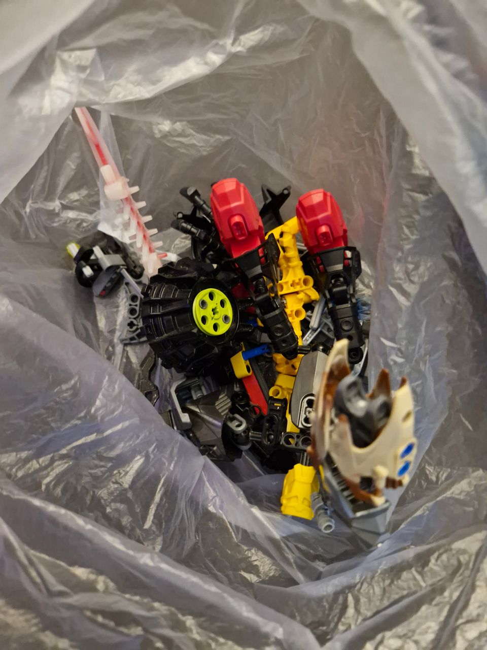 Lego bionicle