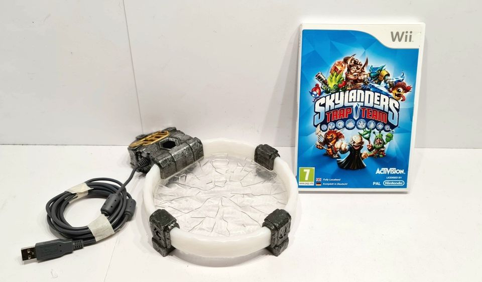 WII - Skylanders Trap Team + Traptanium Portal