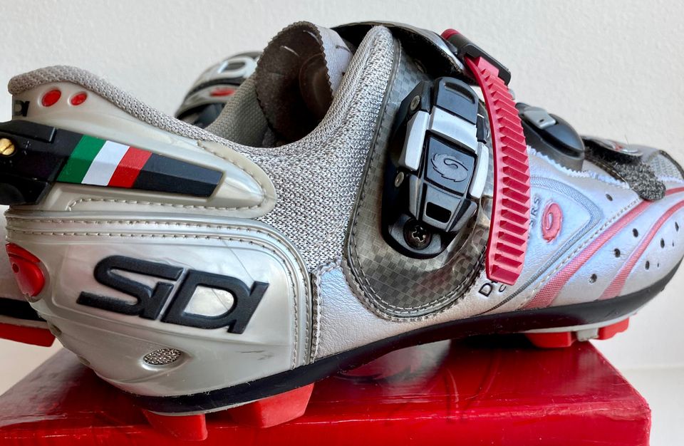 Pyöräilykengät SETTI: Sidi SCARPE MTB DRAGON 2 CARBON SRS+klossit+tarvikkeet+box