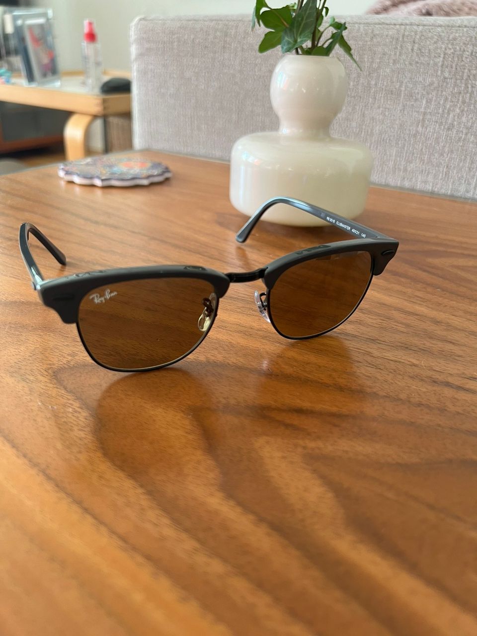 Ray-ban clubmaster 49/21, koko M