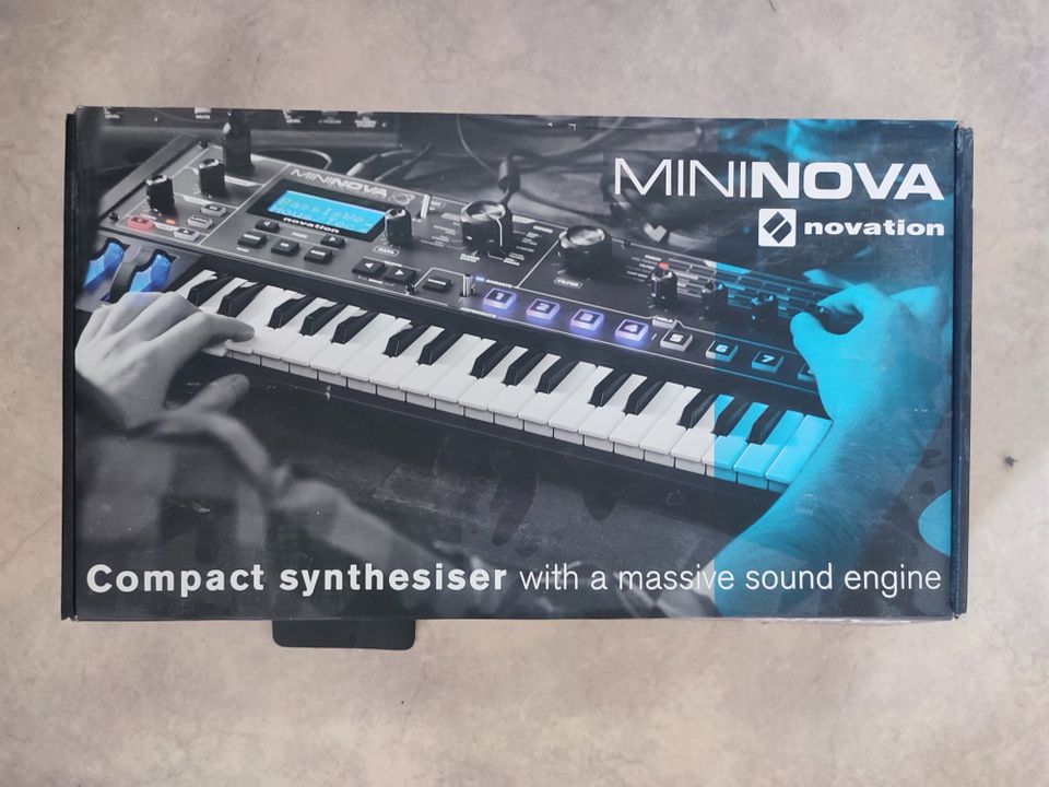 Novation mininova