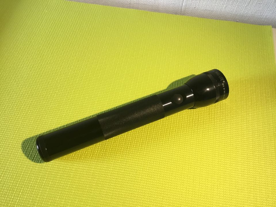 Maglite (3D muutettuna 2D) led lamppu