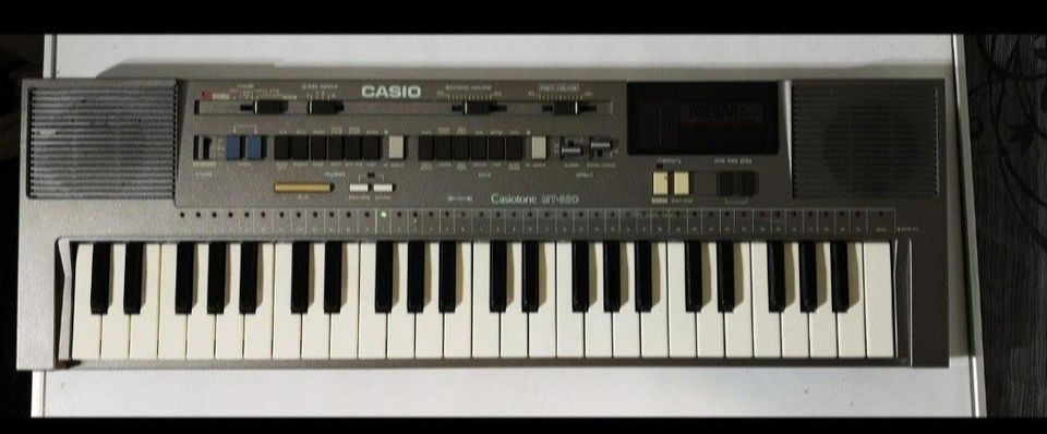 CASIO Casiotone MT-820