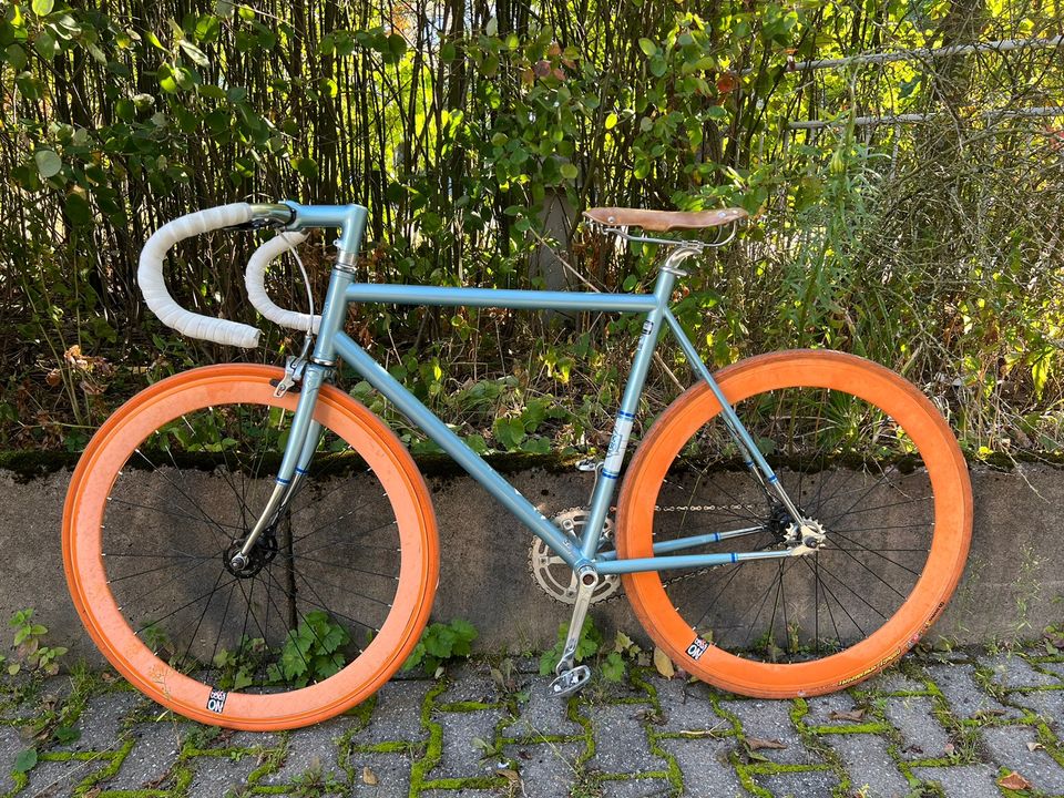 Felt TK4130 fixed-gear track bike