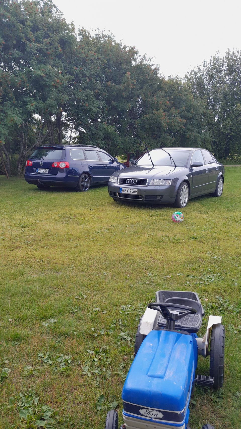 Audi A4 2.5tdi guattro sedan vm01