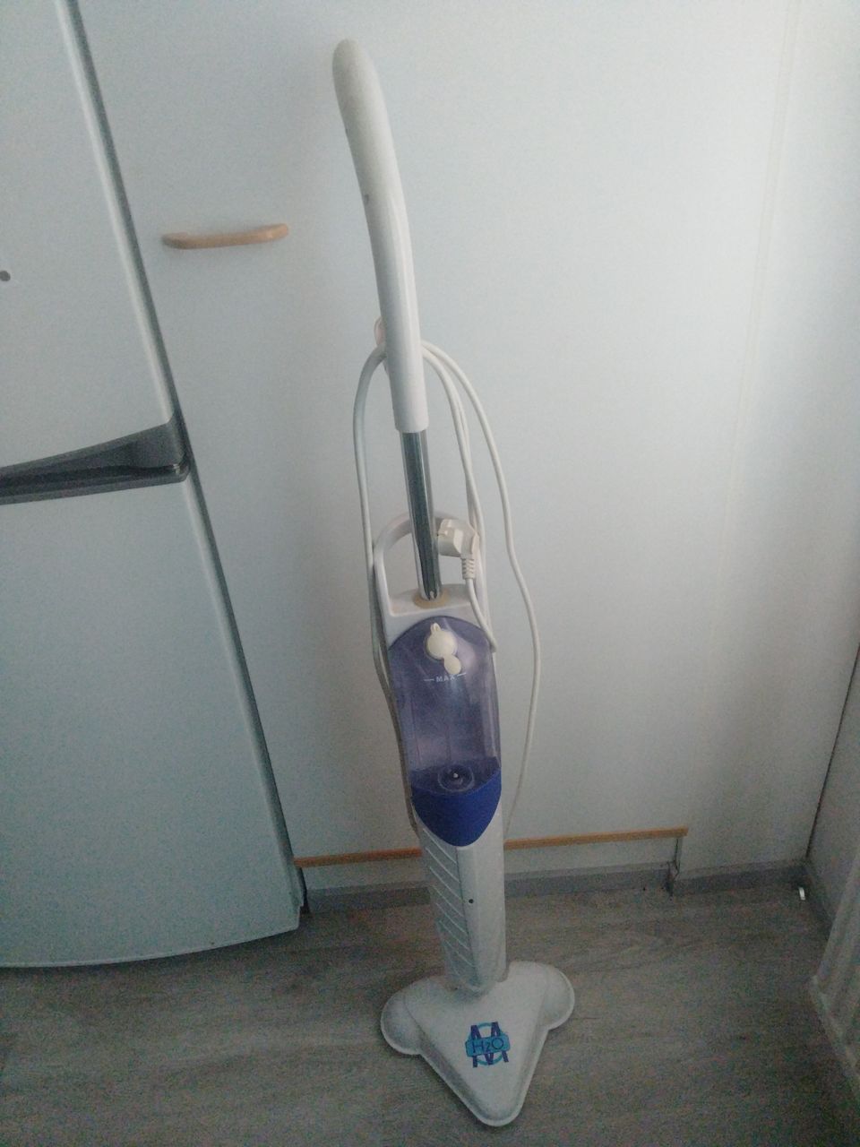 Steam mop / höyrymoppi