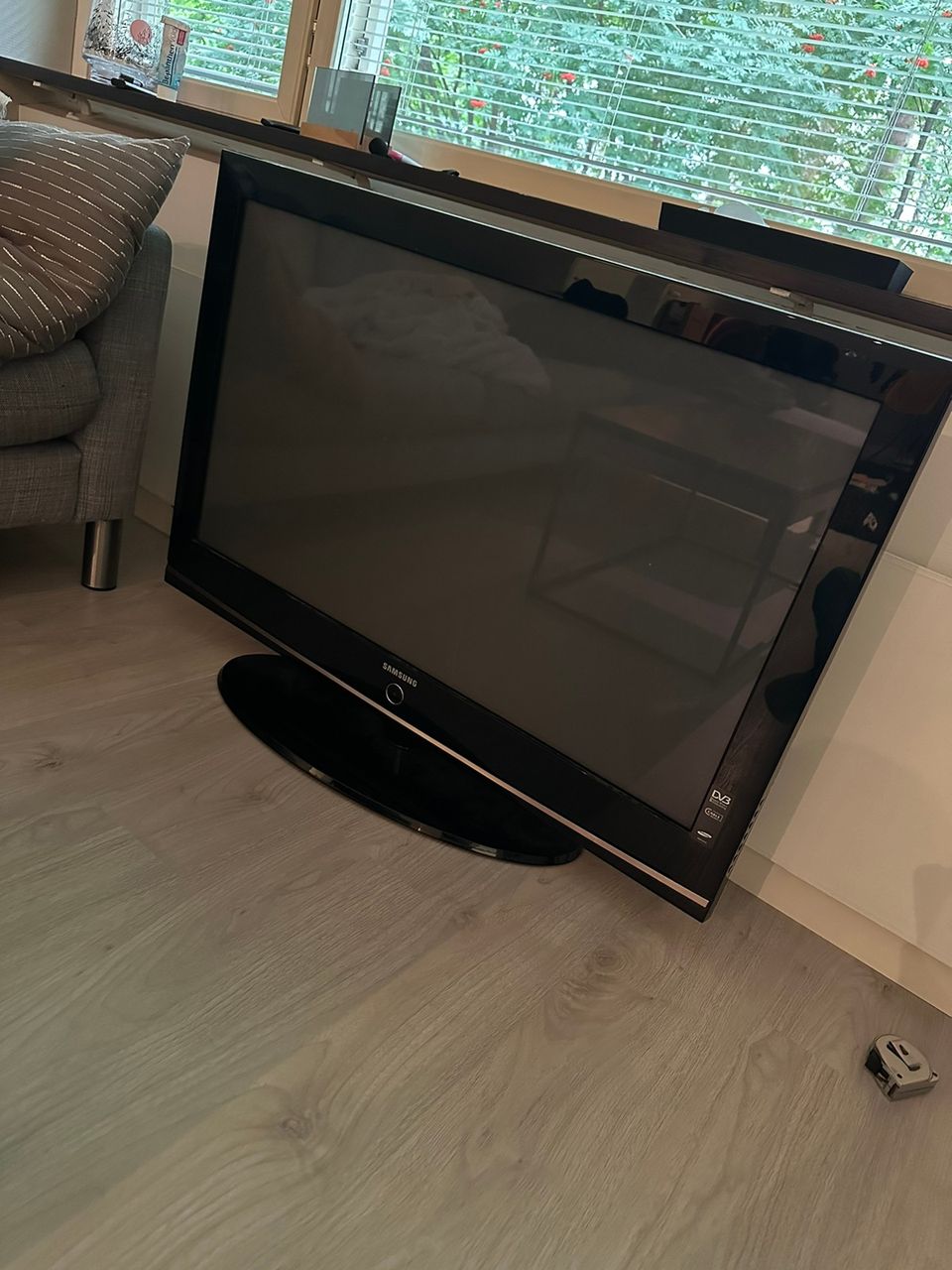 Samsung 42" tv