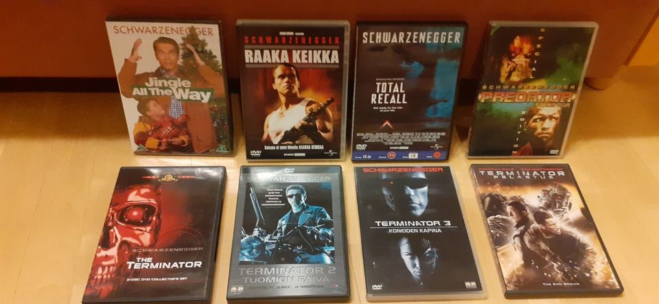 Dvd-Elokuvia Rambo,Die Hard,Terminator yms