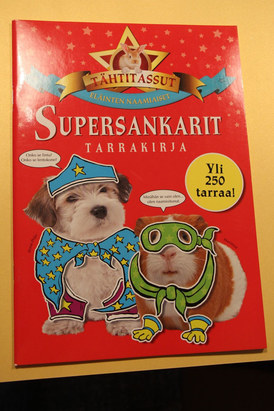 Tarrakirja: SUPERSANKARIT, eläinten naamiaiset