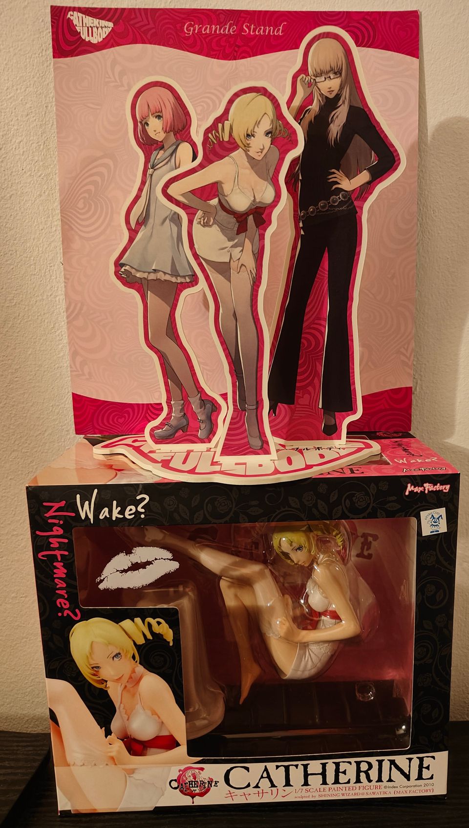 Catherine full body peli standee ja figuuri